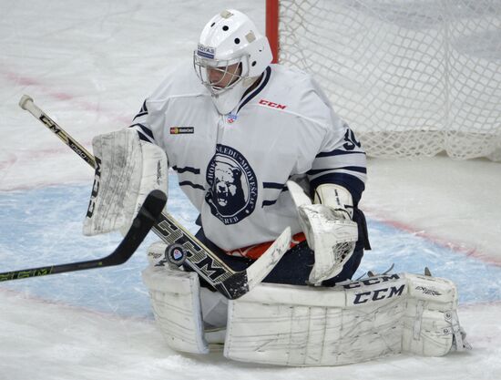 Хоккей. КХЛ. Матч СКА - "Медвешчак"