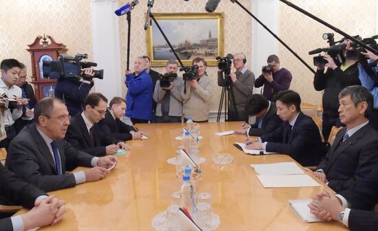 Встреча главы МИД РФ С.Лаврова с бывшим Министром иностранных дел Японии М.Комурой