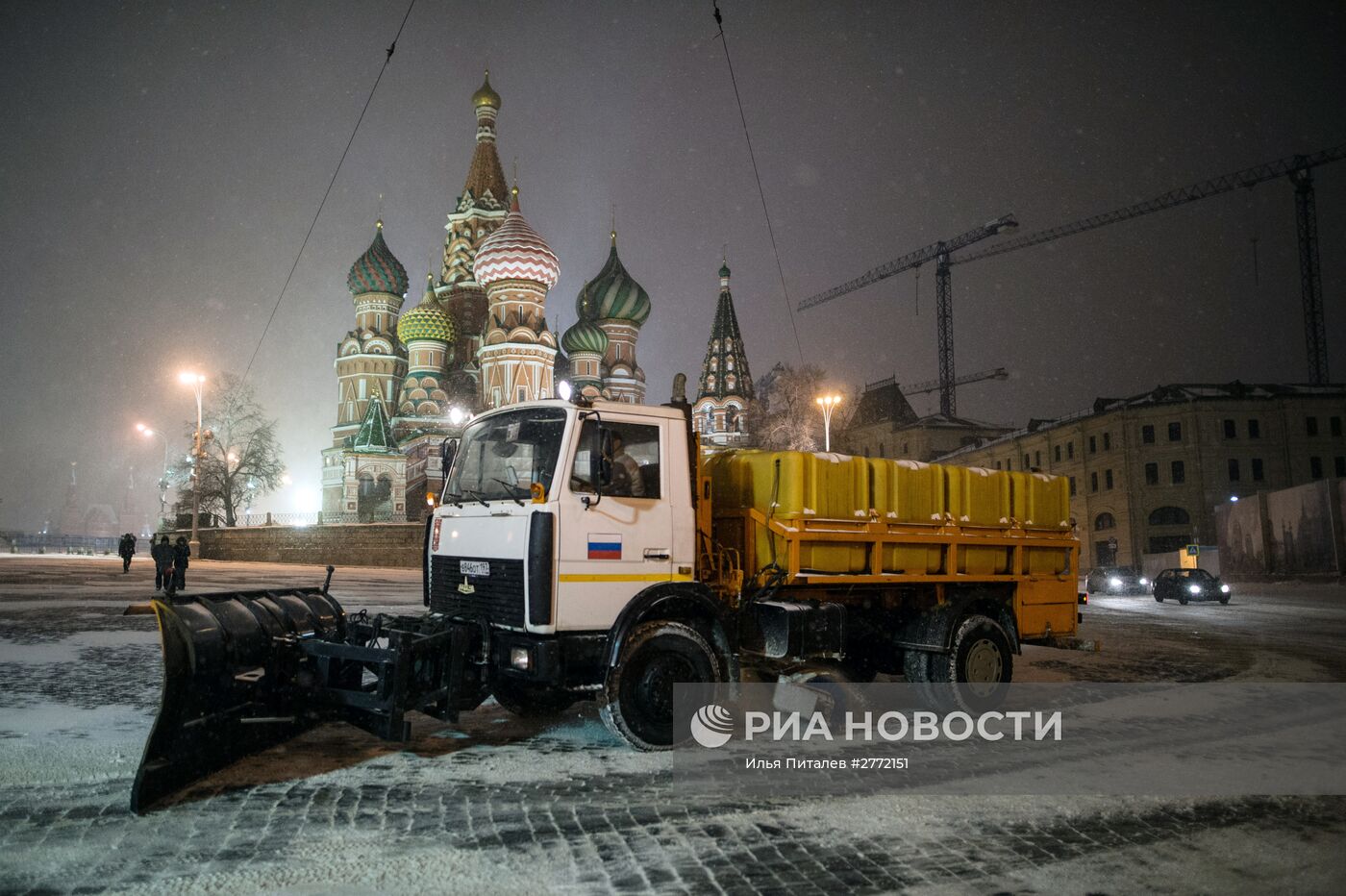 Снегопад в Москве