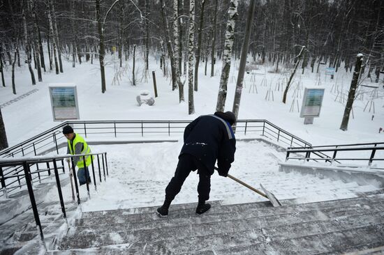 Уборка снега в Москве