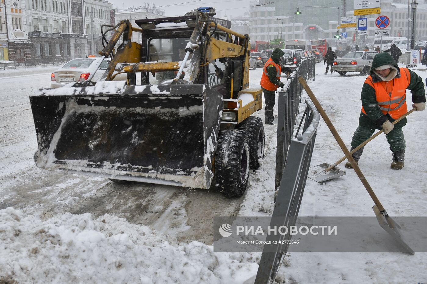 Уборка снега в Казани