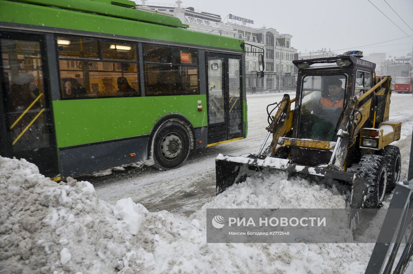 Уборка снега в Казани