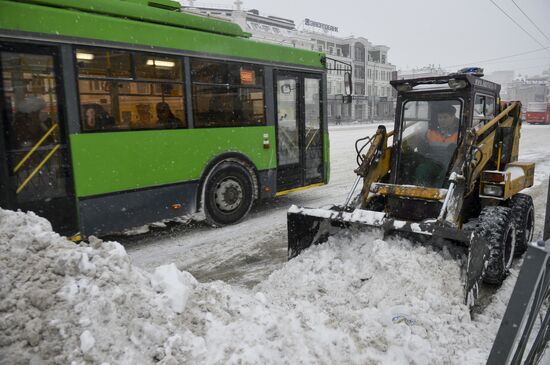 Уборка снега в Казани