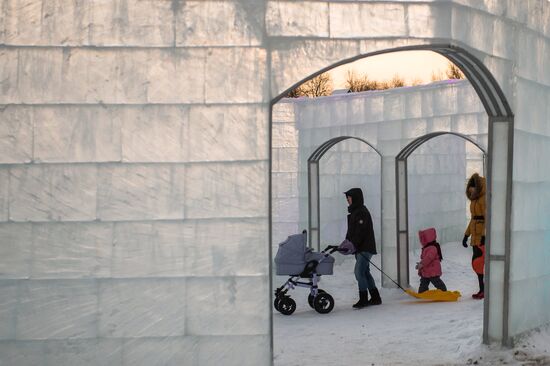 Ледовый городок "Беловодье" в Омске