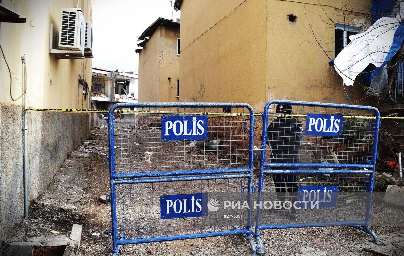 Последствия теракта в городе Чинар в Турции