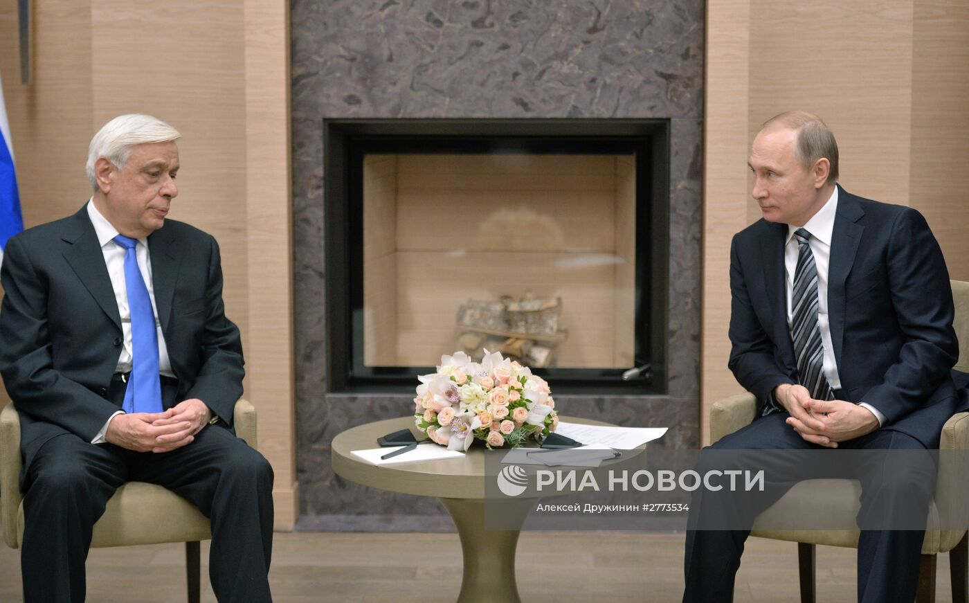 Встреча президента РФ В. Путина с президентом Греции П. Павлопулосом