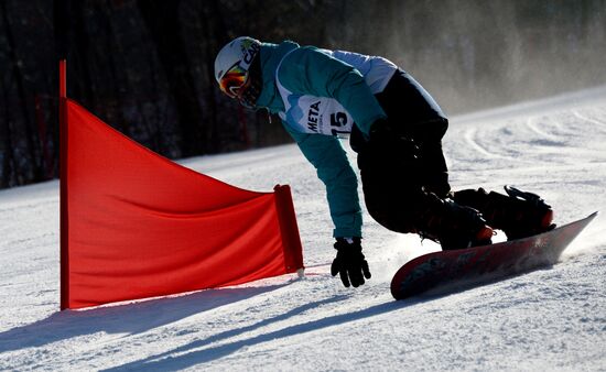 Городской чемпионат по сноуборду в дисциплине слалом-гигант во Владивостоке