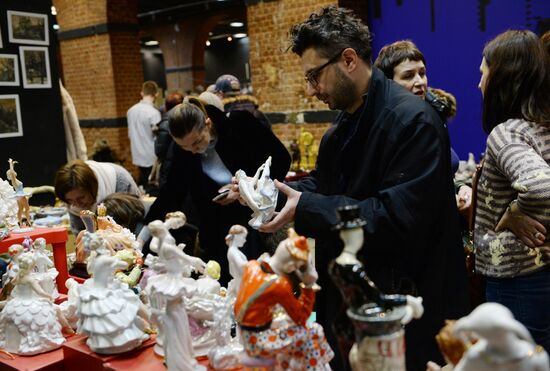 Зимний городской блошиный рынок в Музее Москвы