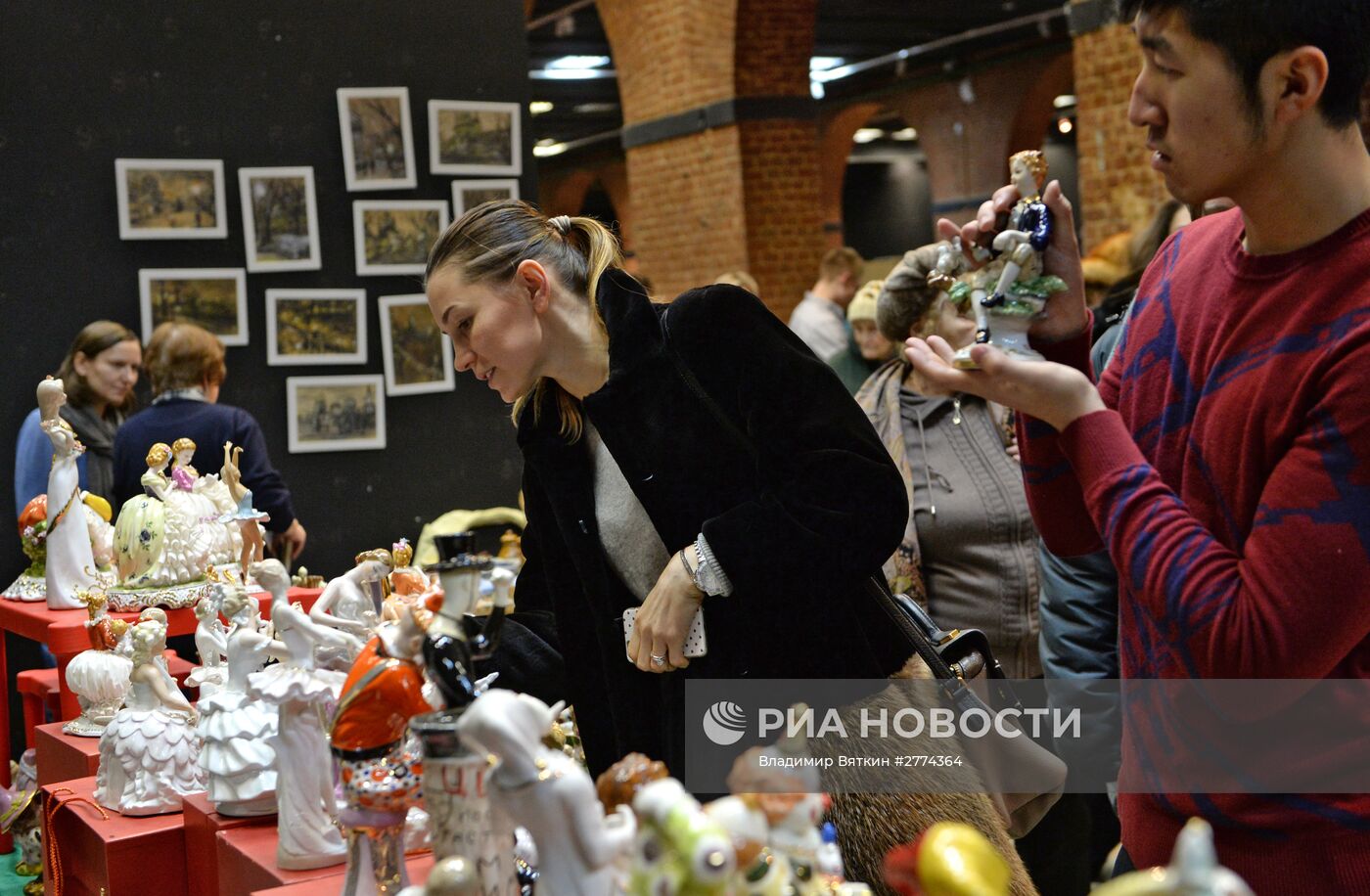 Зимний городской блошиный рынок в Музее Москвы