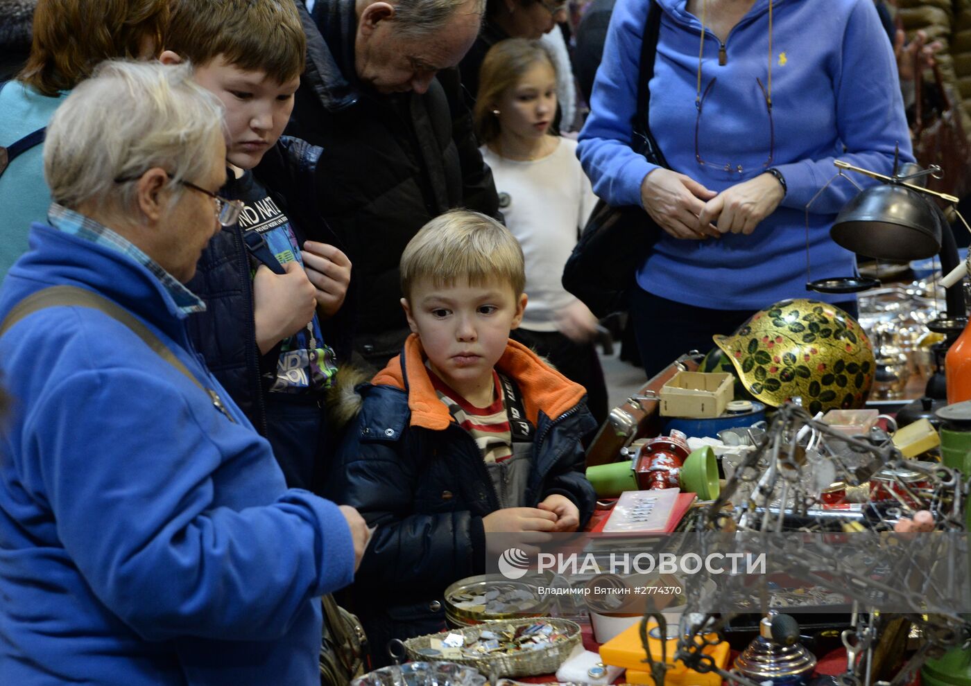 Зимний городской блошиный рынок в Музее Москвы