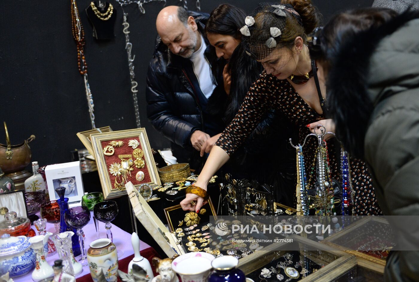Зимний городской блошиный рынок в Музее Москвы