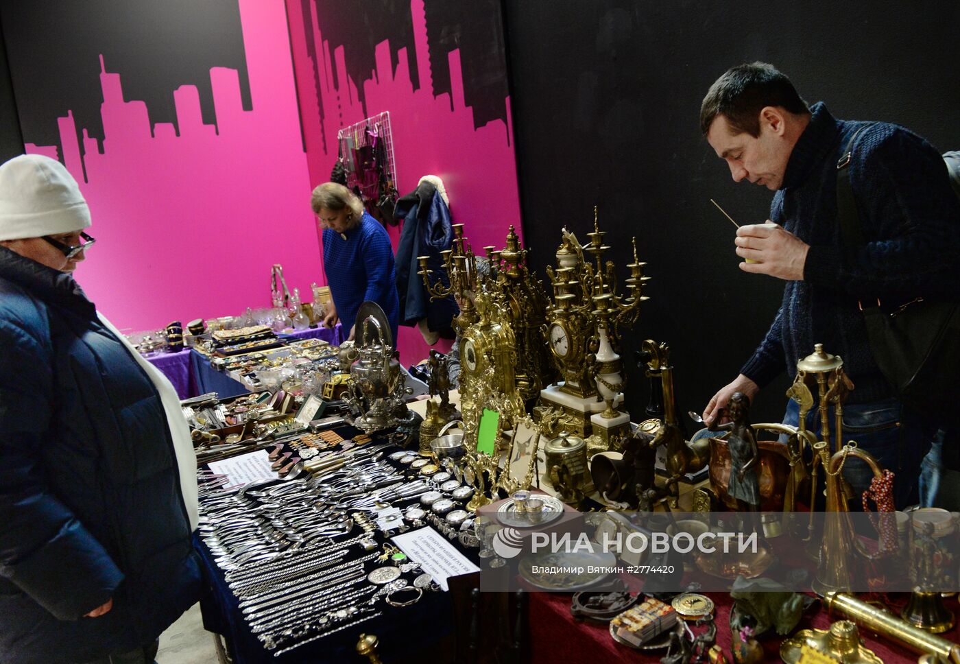 Зимний городской блошиный рынок в Музее Москвы