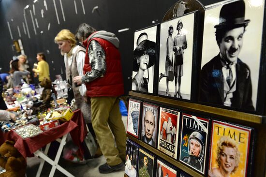 Зимний городской блошиный рынок в Музее Москвы