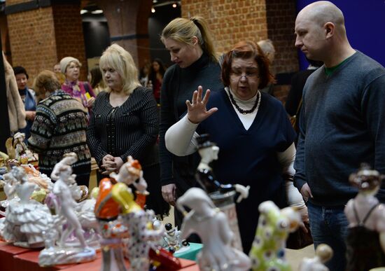 Зимний городской блошиный рынок в Музее Москвы