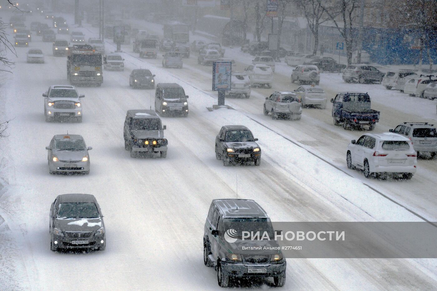 Снежный циклон во Владивостоке