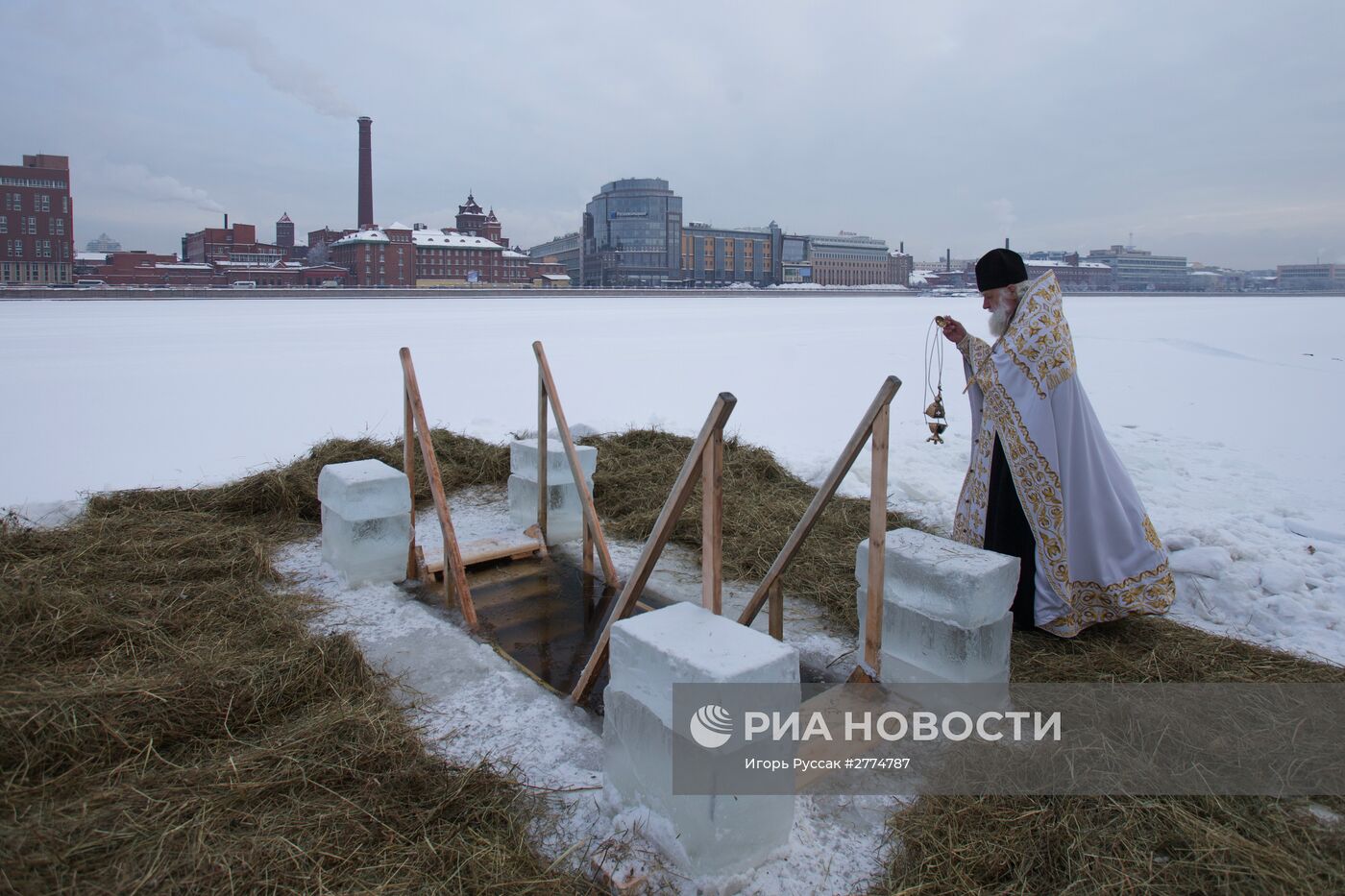 Подготовка к празднику Крещения