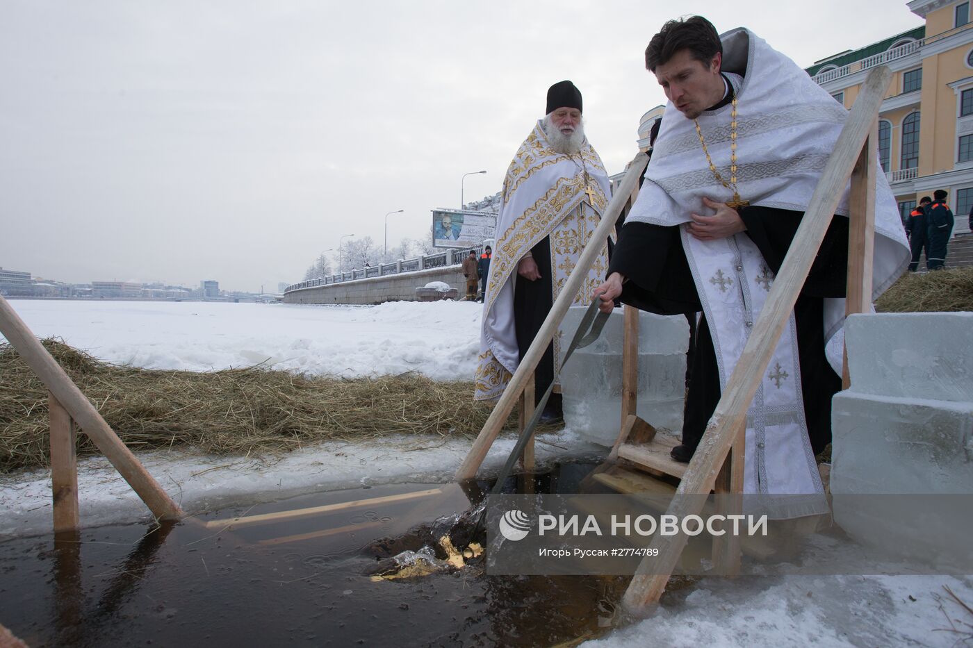 Подготовка к празднику Крещения