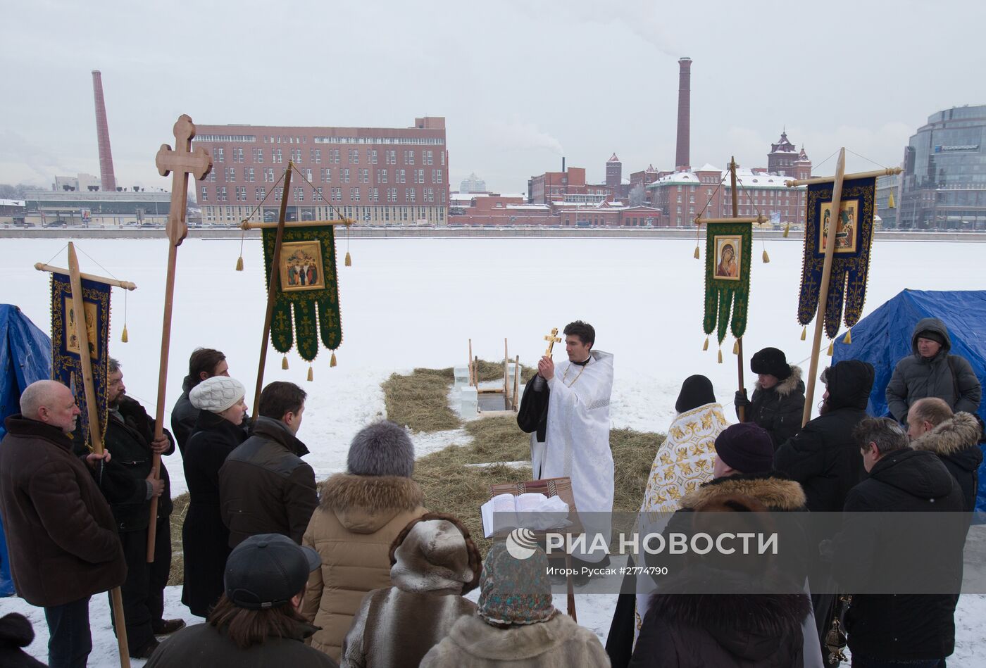 Подготовка к празднику Крещения