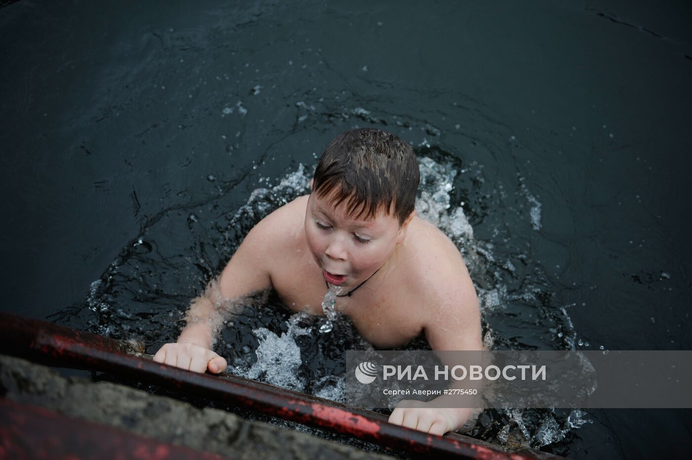 Крещенские купания в Донецкой области