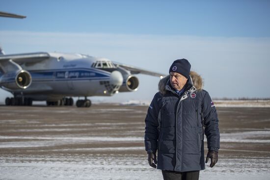 Космический аппарат "Аист-2Д" и блок выведения "Волга" доставлены в аэропорт Благовещенска