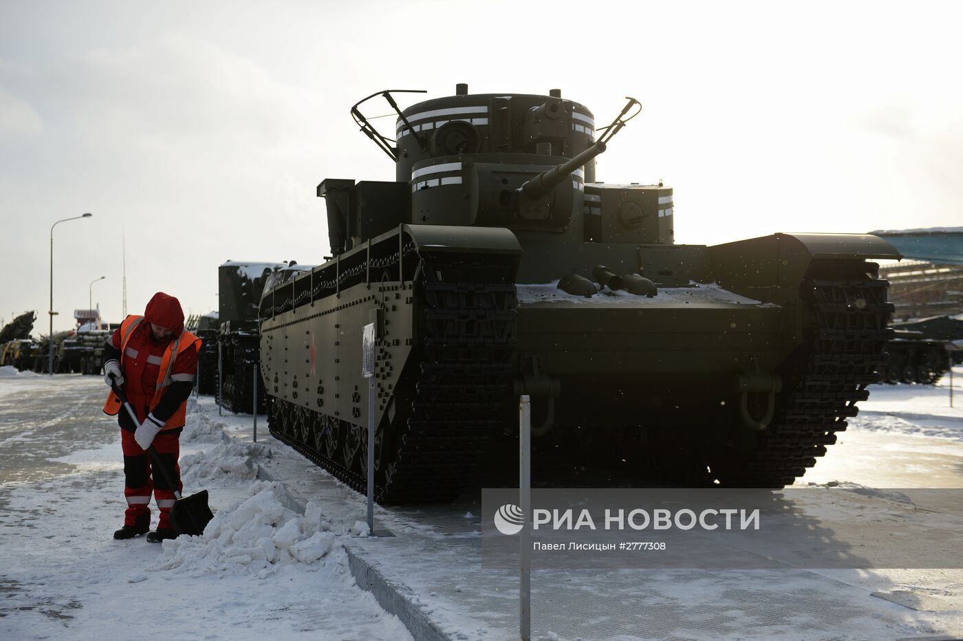В Свердловской области по советским чертежам воссоздали танк Т-35