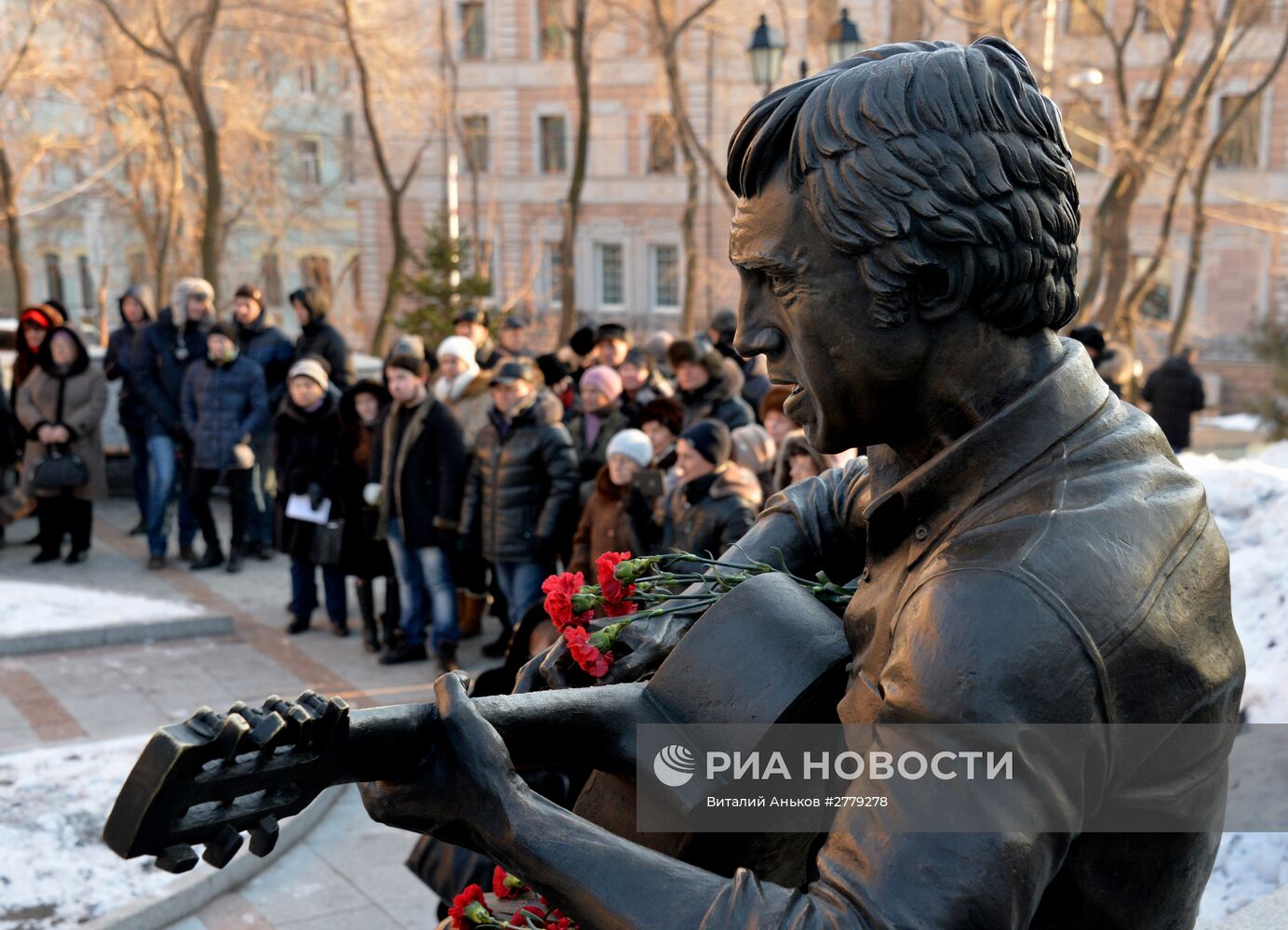 Во Владивостоке отметили 78-й день рождения Владимира Высоцкого