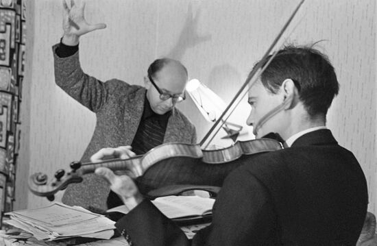 Леонид Коган, Геннадий Рождественский