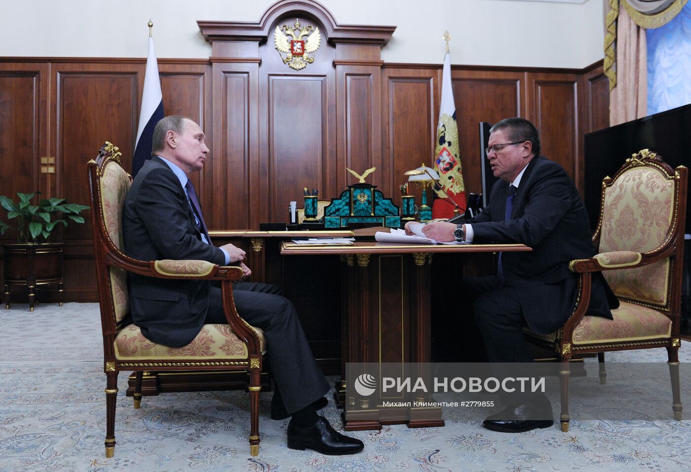 Президент РФ В. Путин встретился с министром экономического развития А. Улюкаев