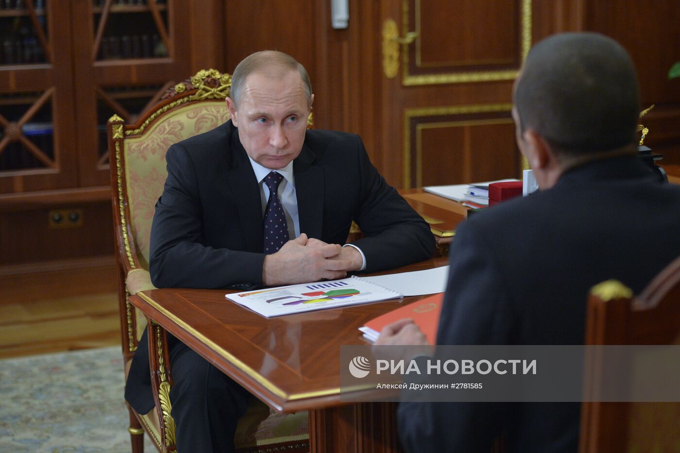 Президент РФ В. Путин встретился с главой Чувашии М. Игнатьевым