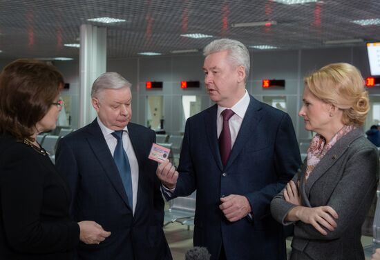 Мэр Москвы С. Собянин принял участие в открытии здания миграционного центра