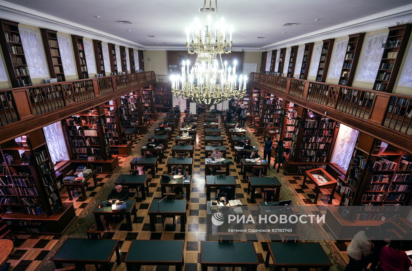 Открытие выставки "Очарованная душа. К 150-летию Ромена Роллана"