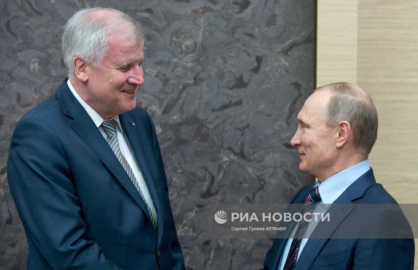 Президент РФ В. Путин встретился с премьер-министром Баварии Х. Зеехофером