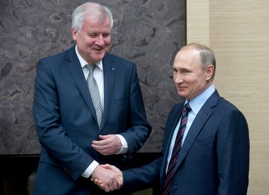Президент РФ В. Путин встретился с премьер-министром Баварии Х. Зеехофером