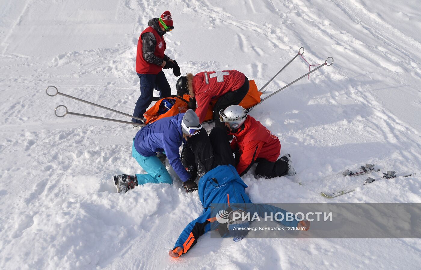 Учения МЧС на территории горнолыжного комплекса "Солнечная долина"