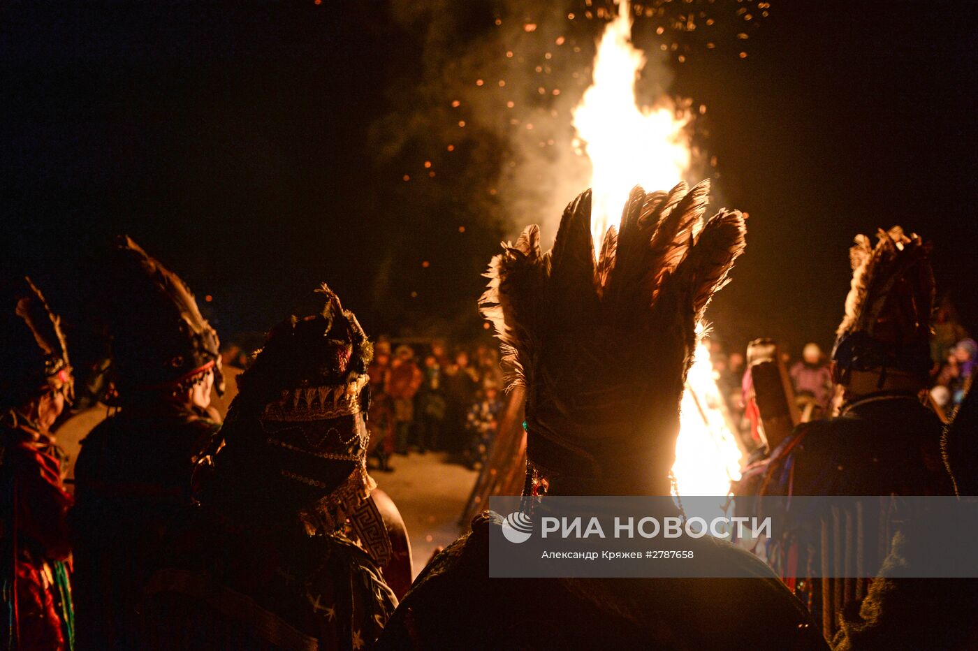 Шаманы встречают Шагаа в Тыве