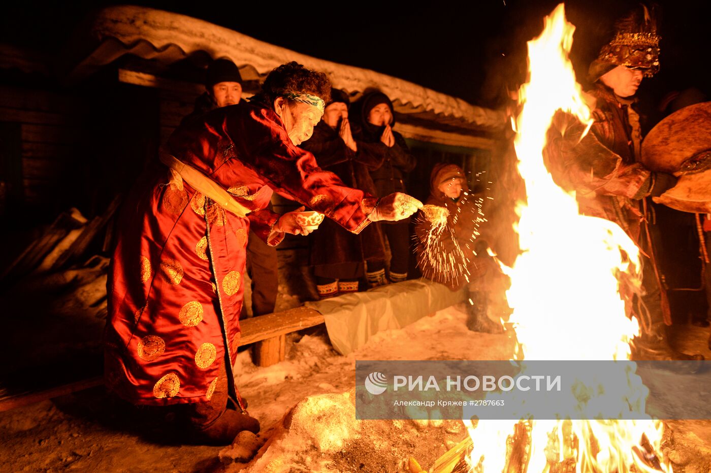 Шаманы встречают Шагаа в Тыве