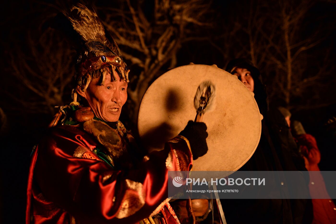 Шаманы встречают Шагаа в Тыве