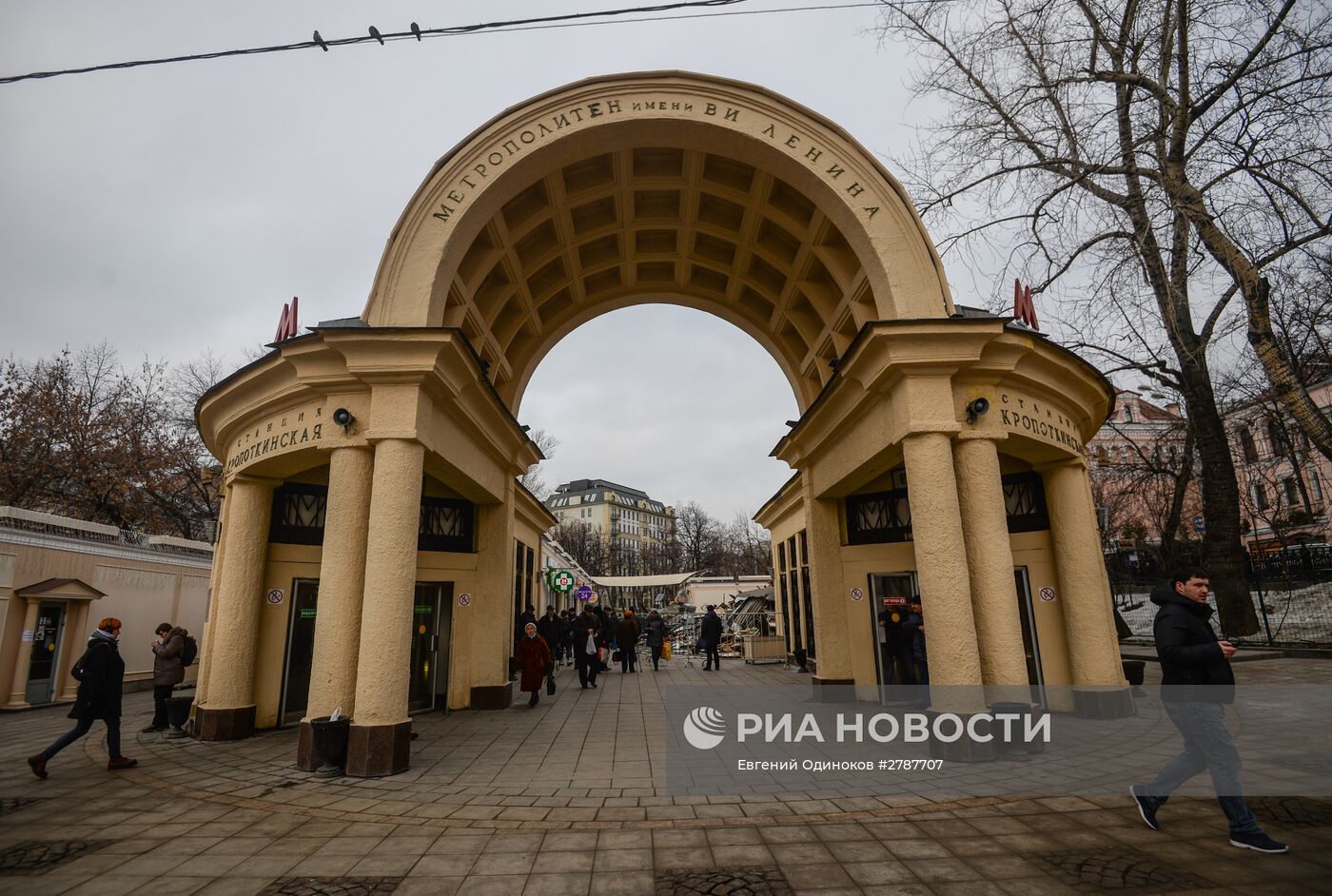 Снос незаконных построек в Москве