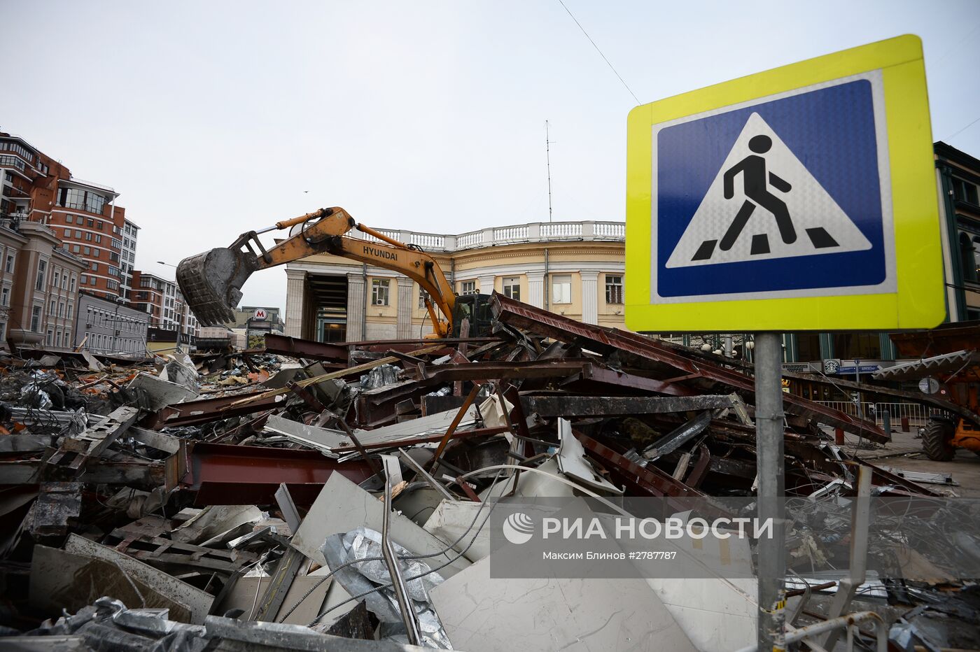 Снос незаконных построек в Москве