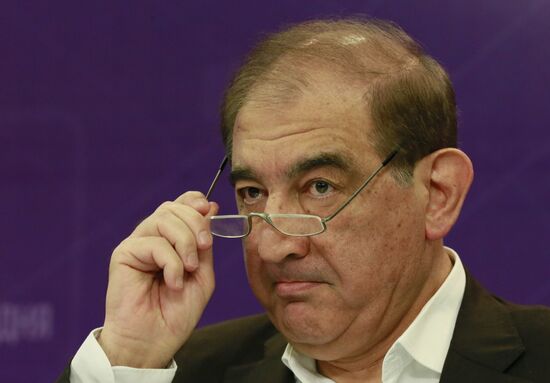 Пресс-конференция участника межсирийских переговоров в Женеве Кадри Джамиля