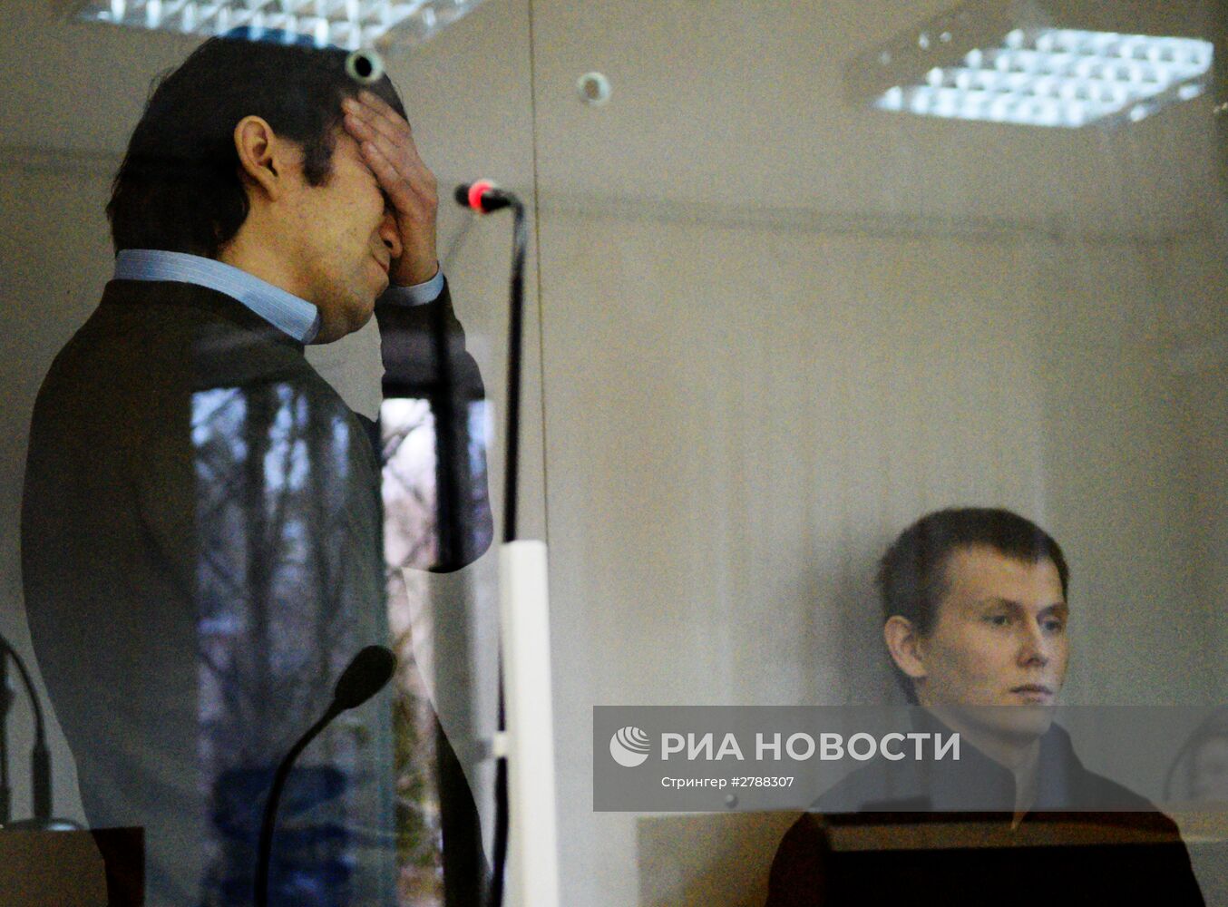 Заседание суда по делу А. Александрова и Е. Ерофеева в Киеве