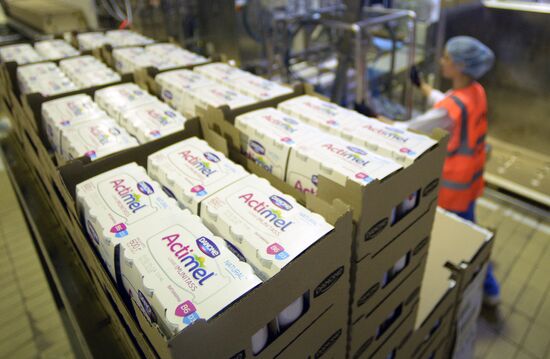 Производство молочной продукции на предприятии Danonе