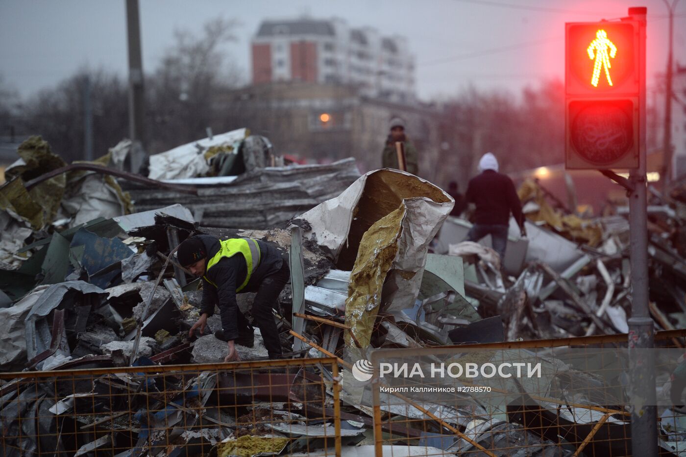 В Москве продолжается снос незаконных построек