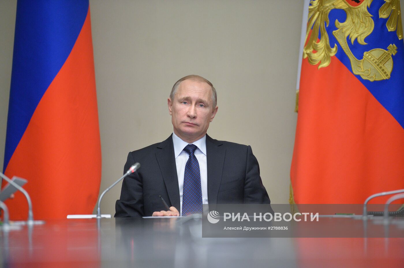 Президенту РФ В. Путину доложили о ходе проверки боеготовности в войсках ЮВО