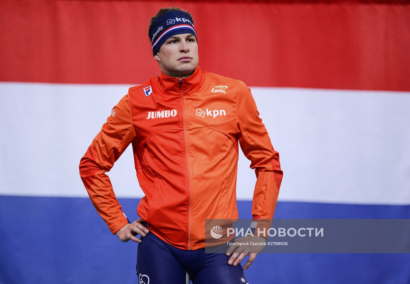 Конькобежный спорт. Чемпионат мира на отдельных дистанциях. Первый день