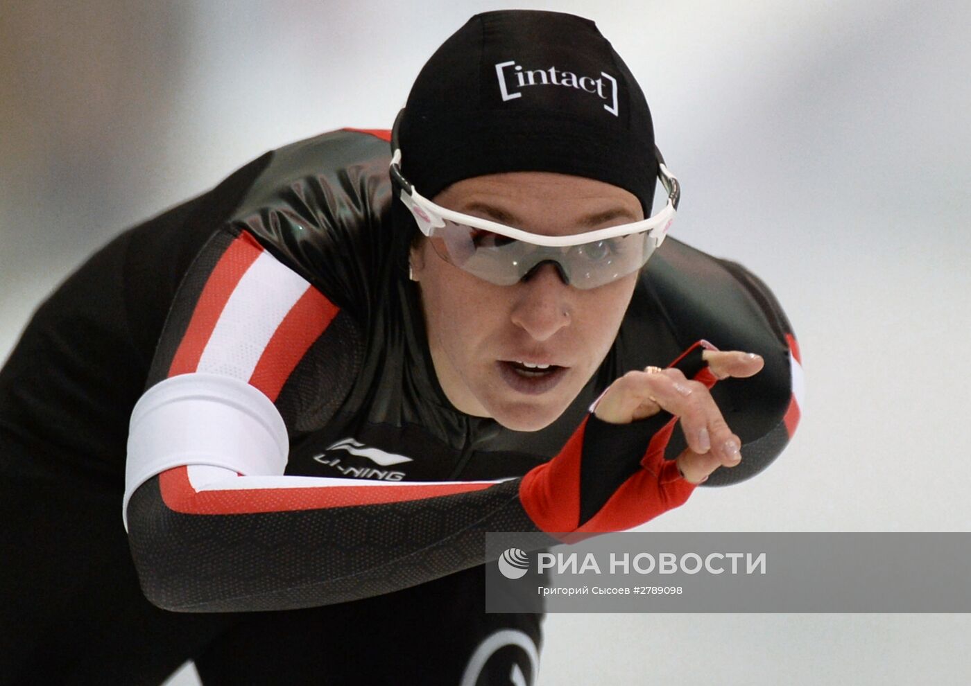 Конькобежный спорт. Чемпионат мира на отдельных дистанциях. Первый день