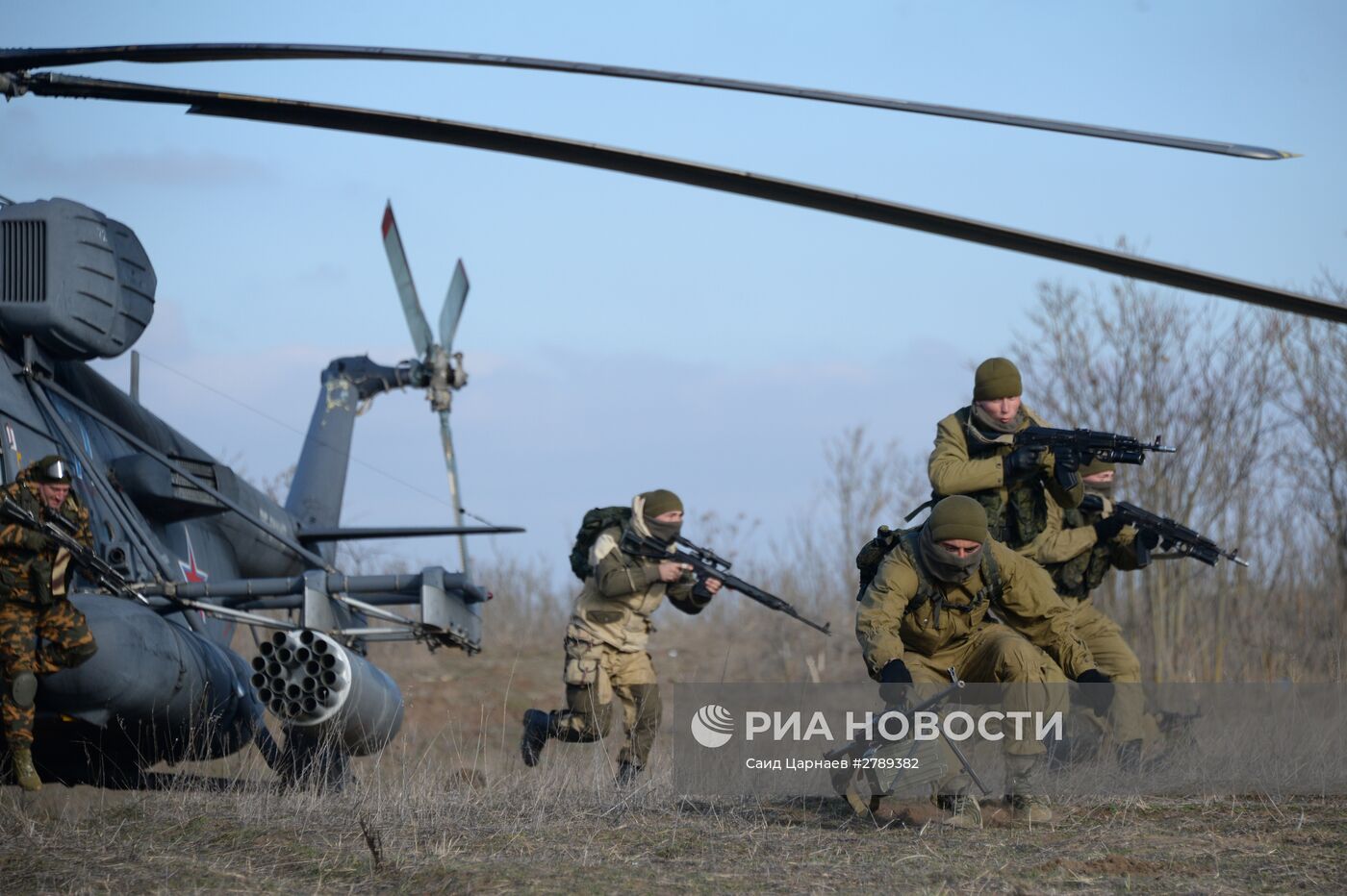 Учения мотострелковых войск на полигоне "Серноводский"
