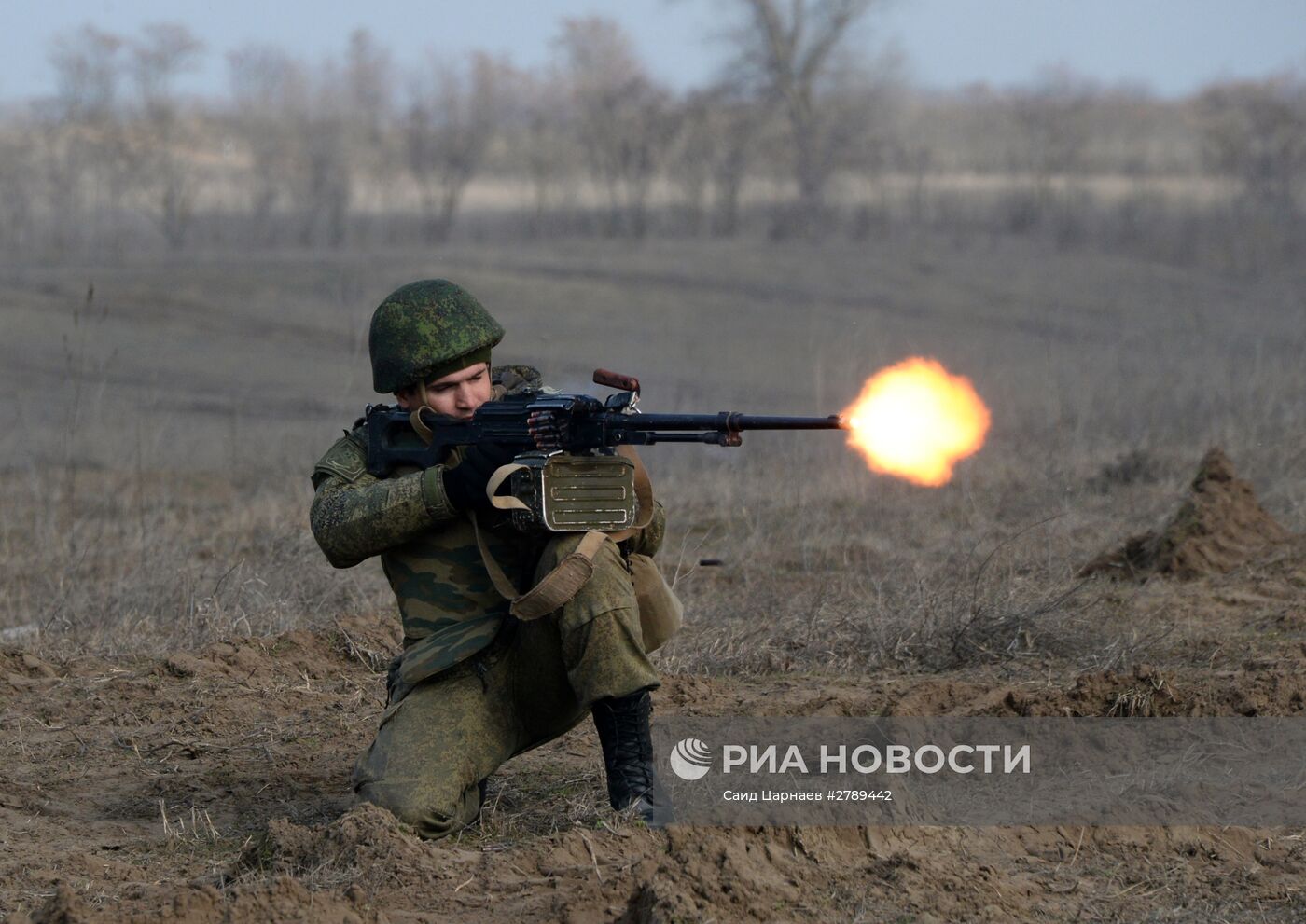 Учения мотострелковых войск на полигоне "Серноводский"