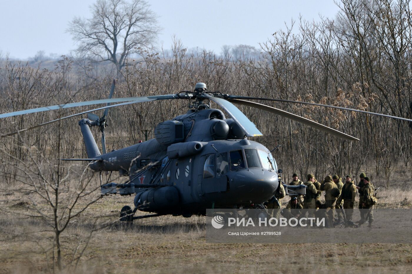 Учения мотострелковых войск на полигоне "Серноводский"