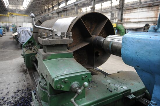 Ясиноватский машиностроительный завод в Донецкой области